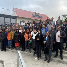 img-6895_280x280_crop_478b24840a