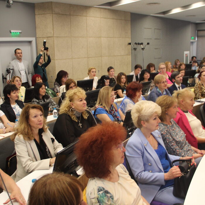 img-4366-2048x1365_700x700_crop_478b24840a